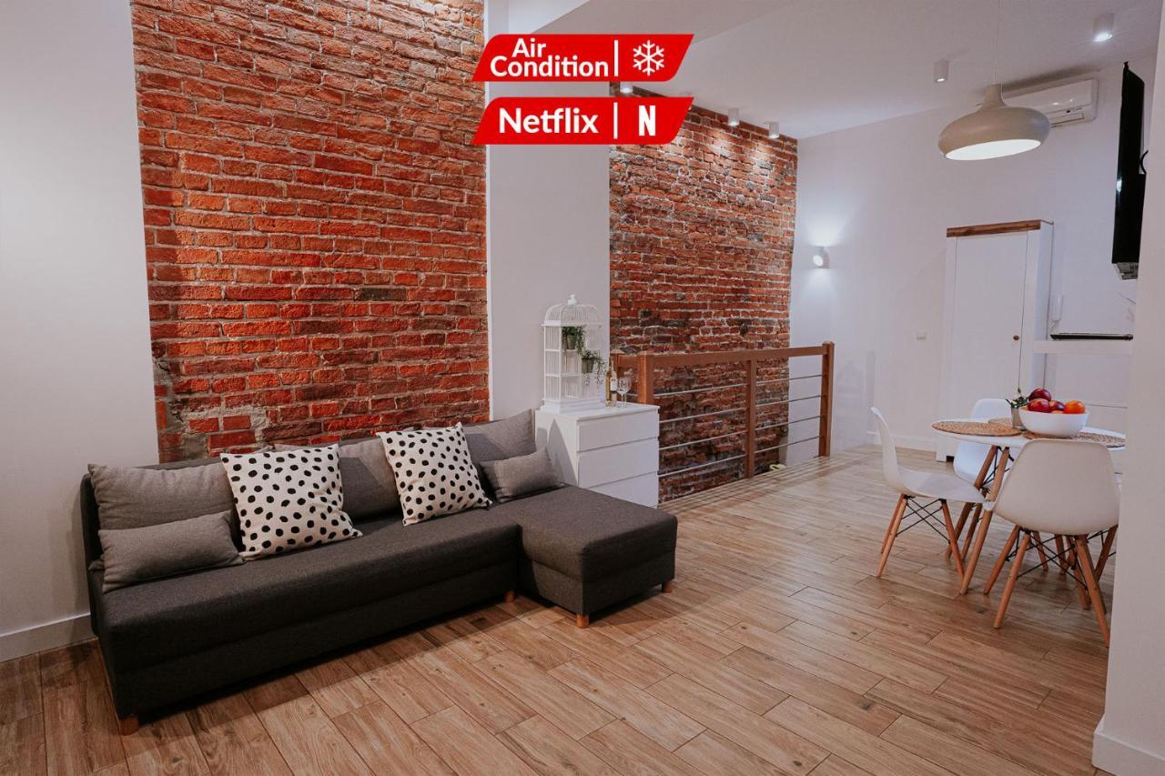Old Town Wawel Premium Apartment - 60M2 クラクフ エクステリア 写真